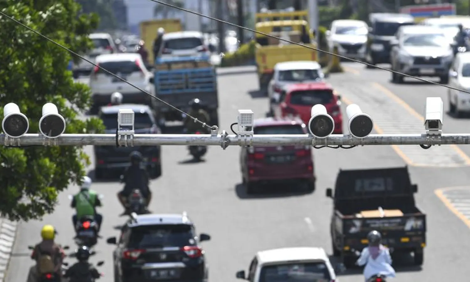 Kapolri Larang Tilang Manual, Polisi di Daerah Keluhkan Tak Punya Kamera ELTE